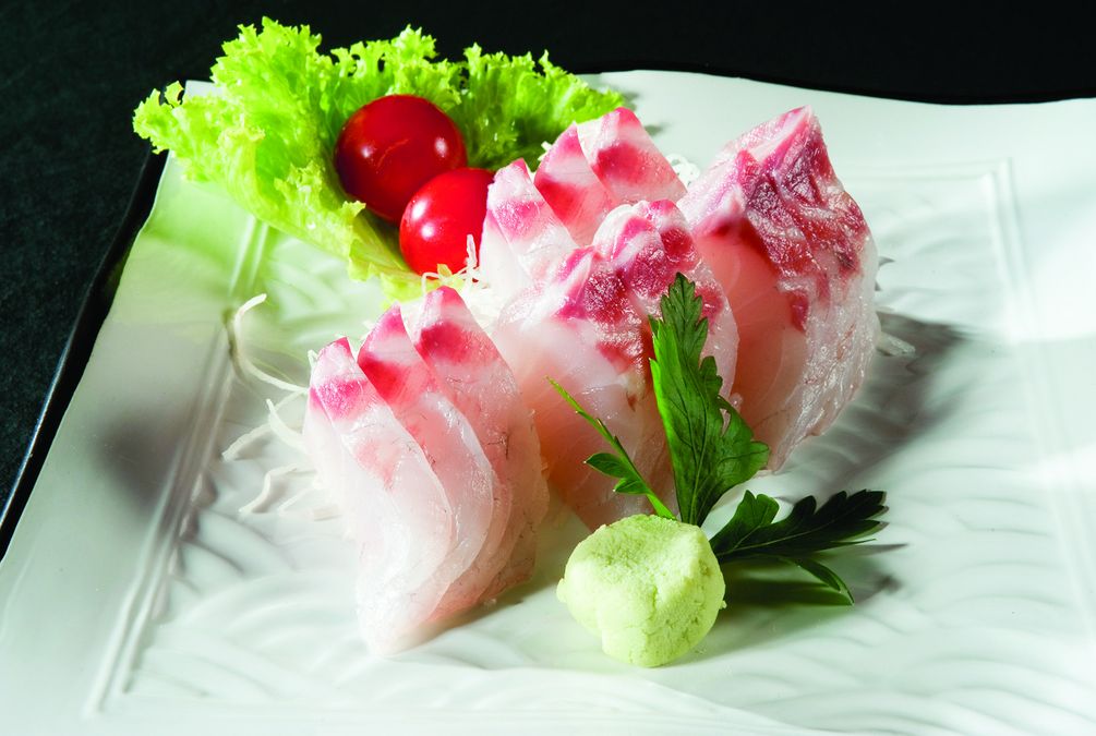 Sashimi di ricciola e branzino