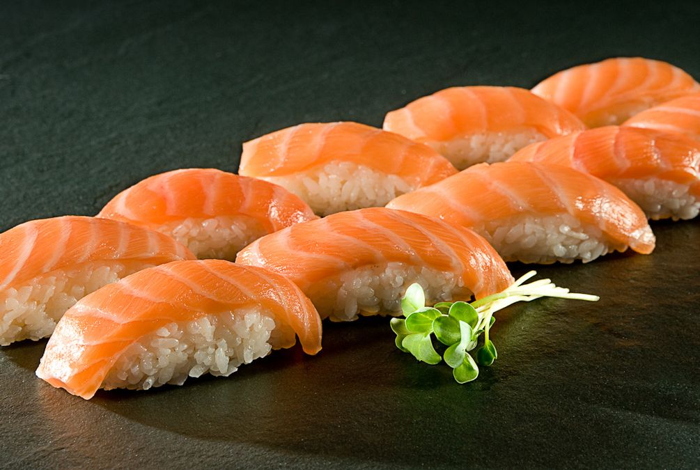 Sushi di salmone