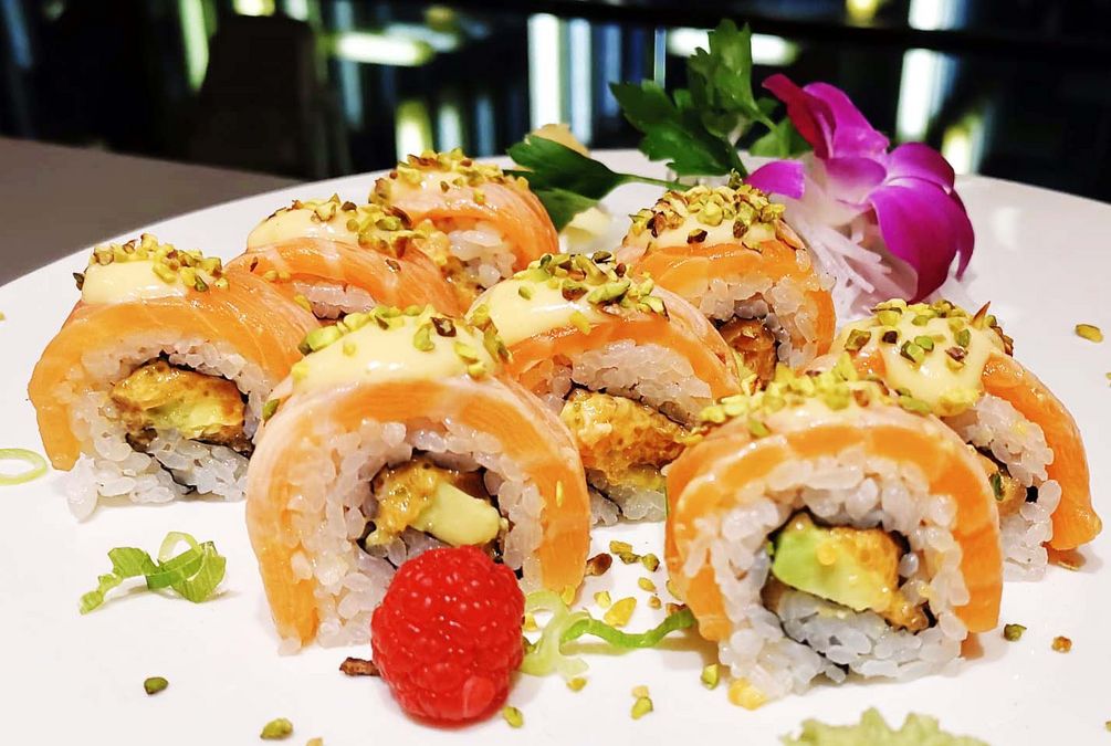 Flambe Salmon Roll